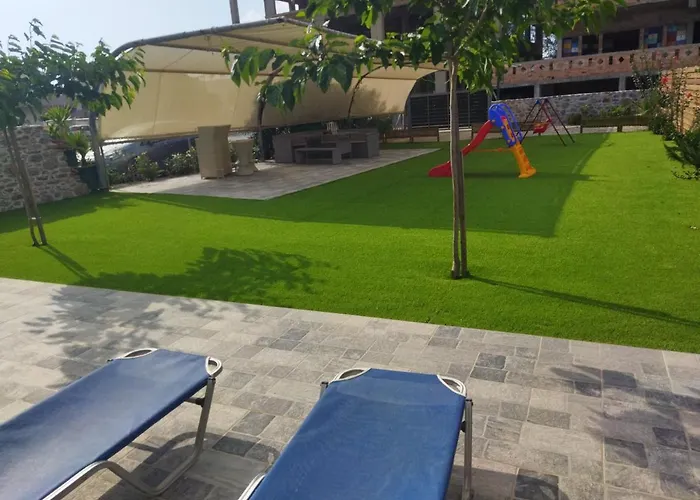 Tzoli Residence